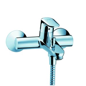 Hansgrohe Ecos Wannenarmatur Aufputz in Chrom mit Brauseschlauch.