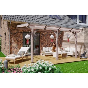 Skan Holz Terrassenüberdachung Rimini aus Douglasie mit Doppelstegplatten und verzierten Pfosten.
