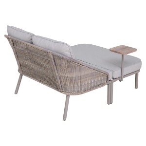Graues Sunjoy Garten-Tagesbett Porto aus Rattan und Stahl mit kleinem Tisch.