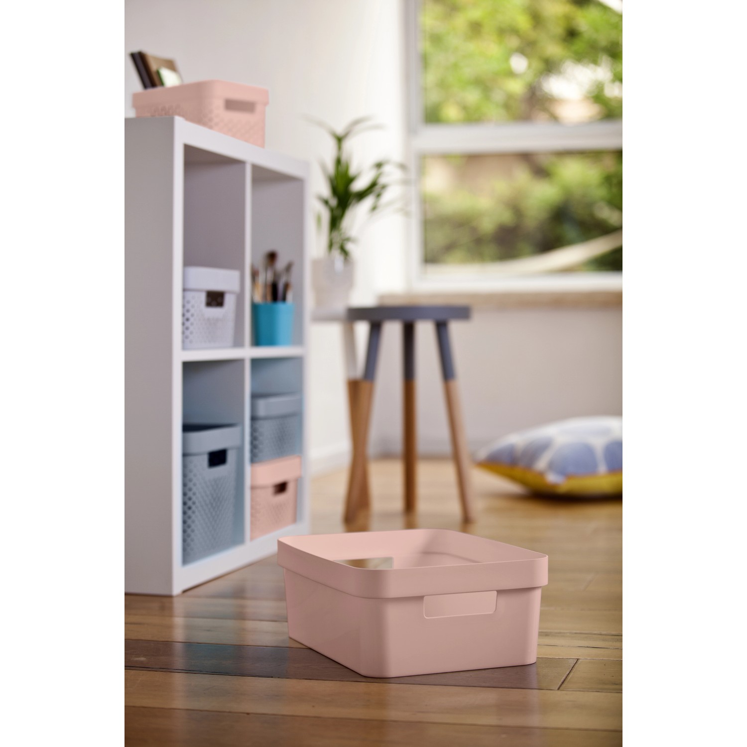 Curver Infinity Box Rosa, 26,6x35,6x13,6 cm. Aufbewahrungsbox für Büro, Bad oder Wohnzimmer.