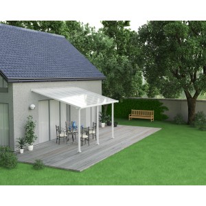Weiße Palram Olympia Terrassenüberdachung 3x4.3m mit klarem Dach auf Terrasse.