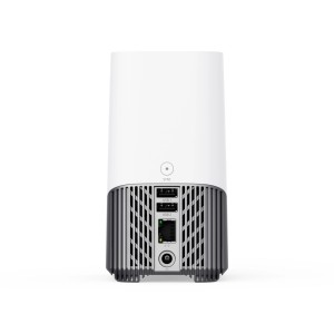 Eufy HomeBase S380: Zentrale für Kameraüberwachung mit Anschlüssen und Kühlrippen auf der Rückseite.
