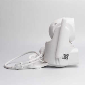 Technaxx TX-328 Dual Kamera Outdoor, weiße Überwachungskamera mit Antenne und Kabel.