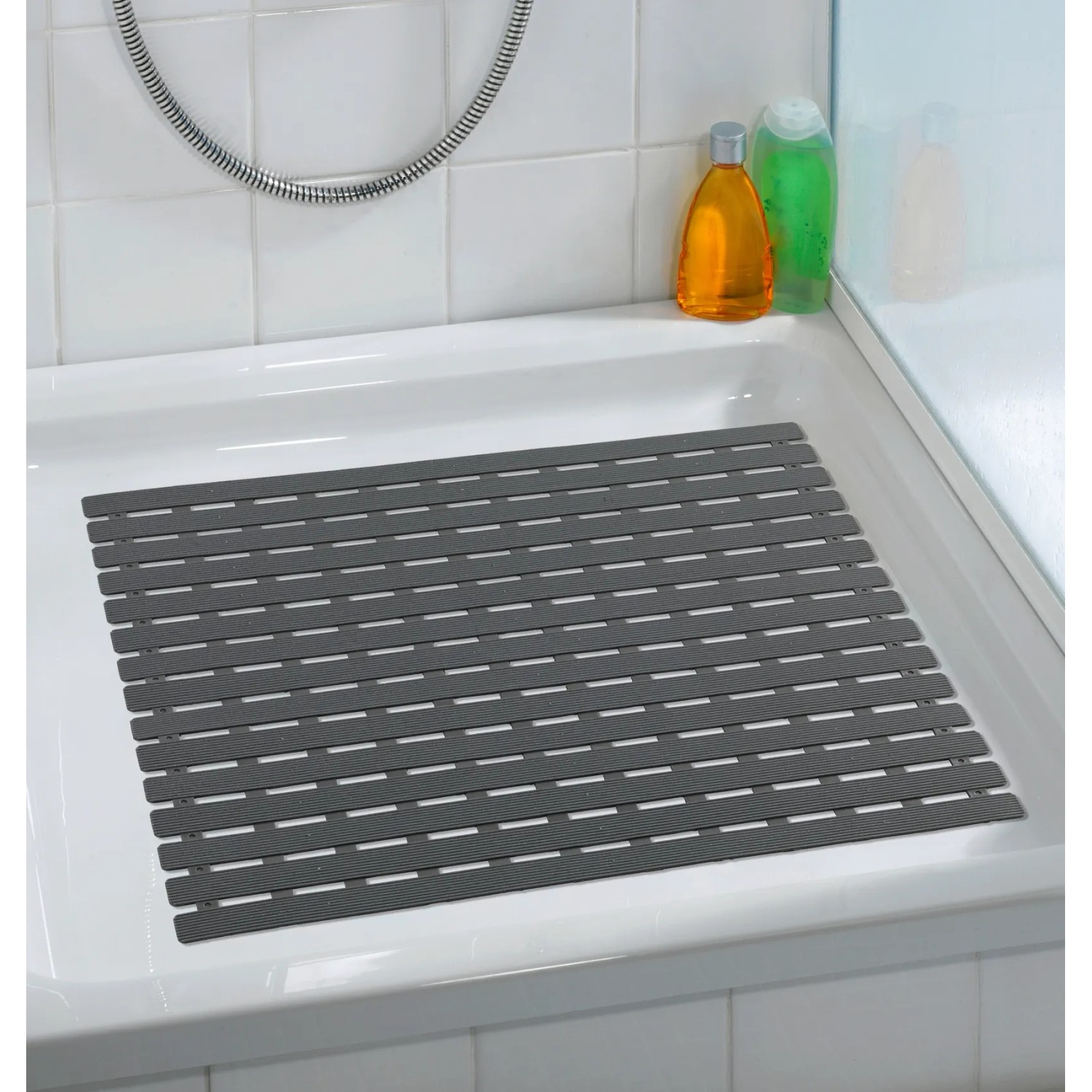 Graue Wenko Duscheinlage Arinos 54x54 cm in Dusche, mit Rutschstopp und Saugnäpfen.