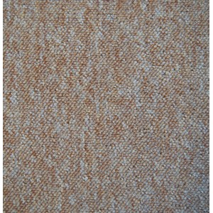 Beiger Teppichboden Andy, 400 cm breit, aus Polypropylen mit Schlingenstruktur.