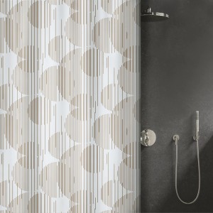Beiger Spirella Elements Duschvorhang Raio (200x120 cm) mit Kreismuster im Badezimmer.