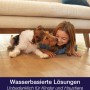 Mädchen und Hund auf gereinigtem Parkettboden. Bona Parkettreiniger sorgt für saubere Böden.