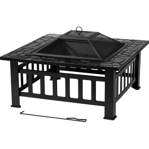 Schwarze Tepro Feuerstelle Glenview mit Funkenschutz und Schürhaken.