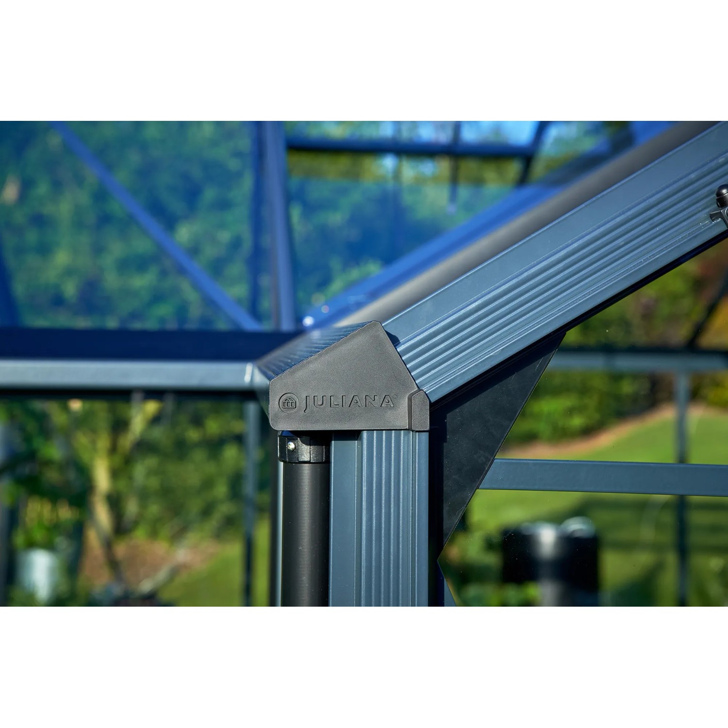 Detailaufnahme Juliana Gewächshaus Orangerie 15, Schwarz-Anthrazit, Rahmen und Dachecke.