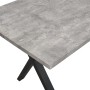 okwish Esstisch/Couchtisch, grau, mit Betonoptik-Platte und schwarzem Metall-Kreuzbein-Gestell.