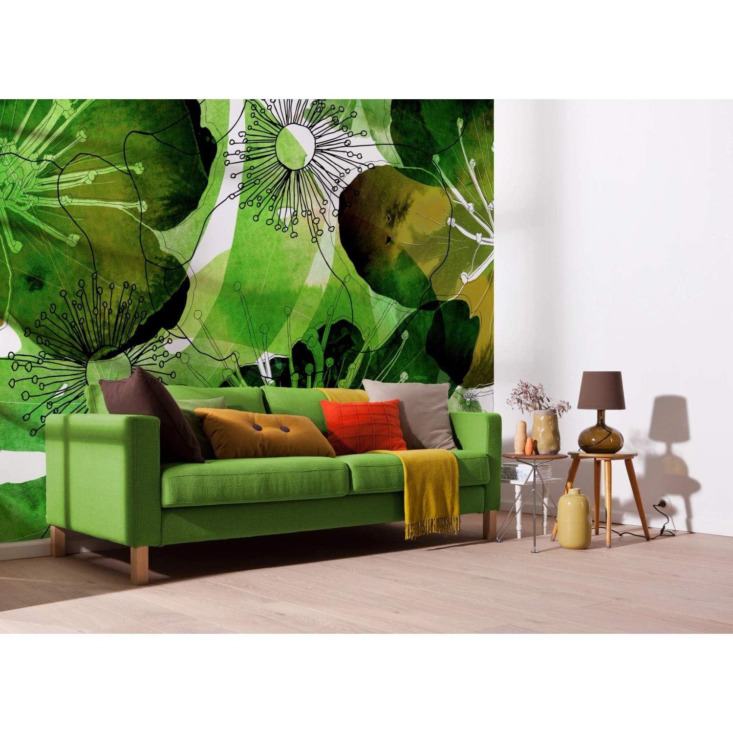 Komar Vlies Fototapete Aquarell, 350x250cm, mit grünem Blumenmuster im Wohnzimmer.