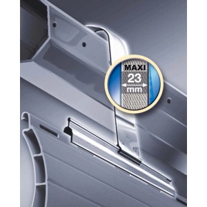 Detailaufnahme: Schellenberg Rollladenaufhängung Maxi aus Edelstahl, Teil des Rollladenantriebs.