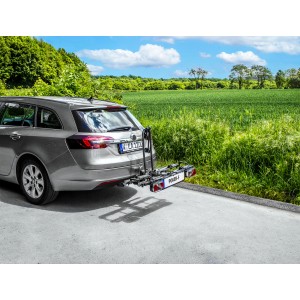 Eufab Fahrradträger Poker-F am Auto. Kupplungsträger für 2 Fahrräder.