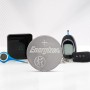Energizer CR 2016 Lithium Knopfzelle, 2er-Pack, mit Geräten wie Thermometer und Autoschlüssel.