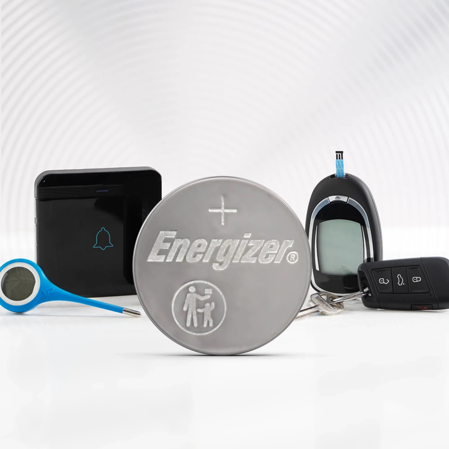 Energizer CR 2016 Lithium Knopfzelle, 2er-Pack, mit Geräten wie Thermometer und Autoschlüssel.