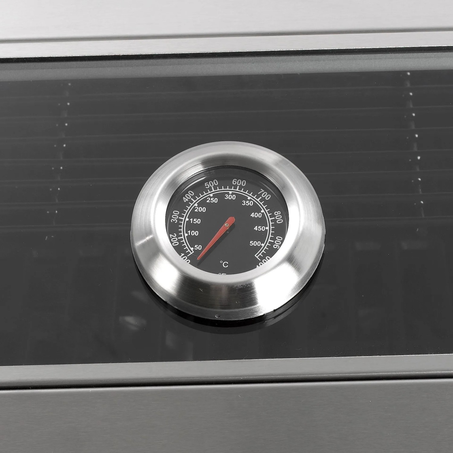 Detailaufnahme: Temperaturanzeige im Deckel des El Fuego Edelstahl-Gasgrills Long Beach.