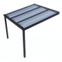 Anthrazitfarbene Terrassenüberdachung 300x300 cm mit klarer Polycarbonat-Platte.