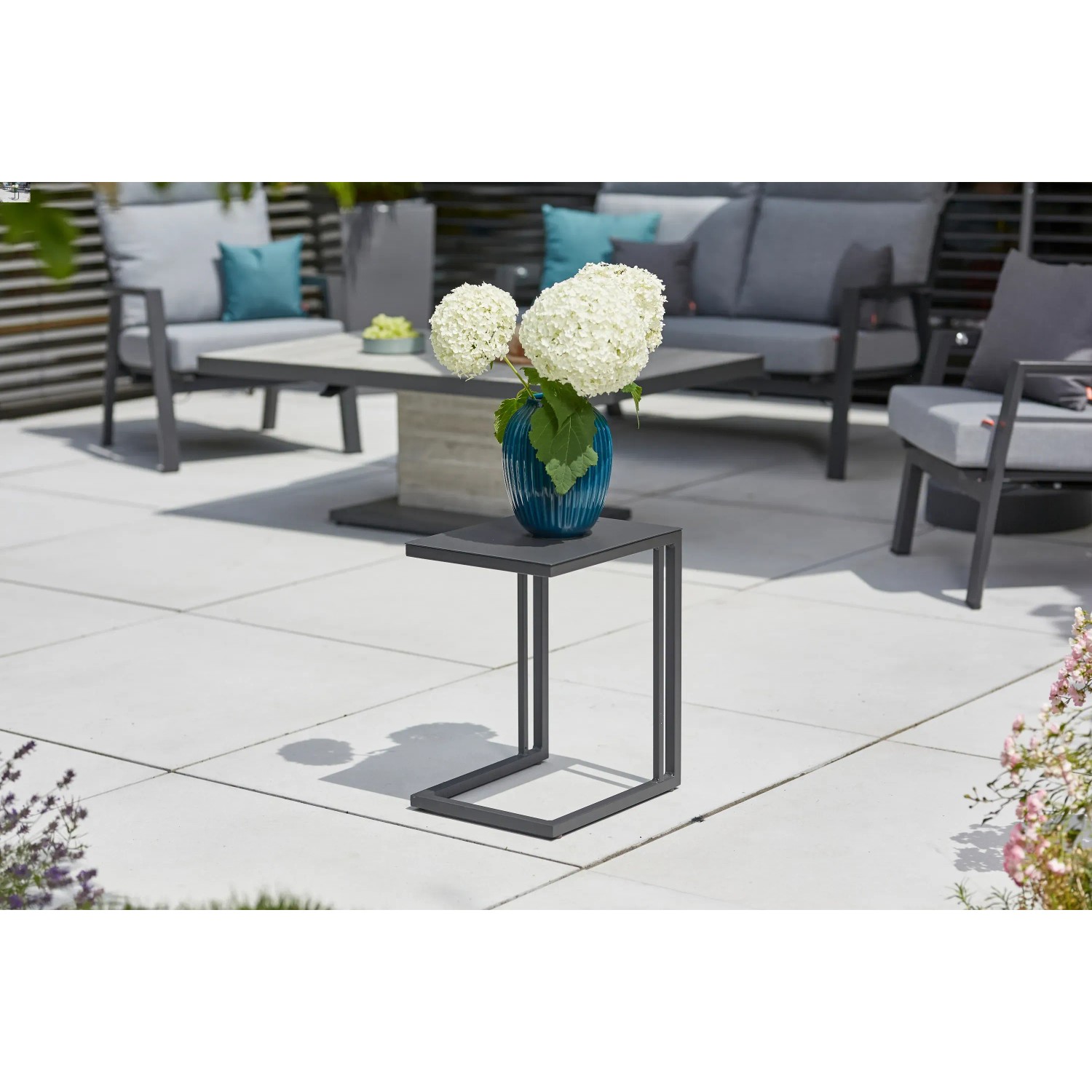 Rechteckiger, anthrazitfarbener Siena Garden Gartentisch Ramo, 33,5x40cm, ideal für Balkon und Garten.