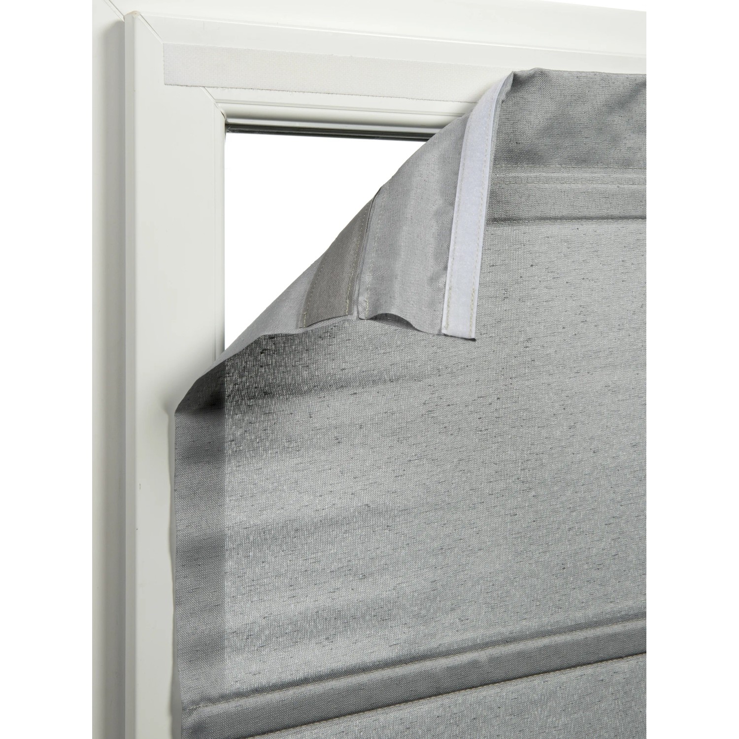 Graues Gardinia Easyfix Raffrollo magnetisch am Fenster befestigt.