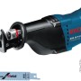 Bosch Professional Akku-Säbelsäge GSA 18 V-Li Solo mit 2 Sägeblättern.