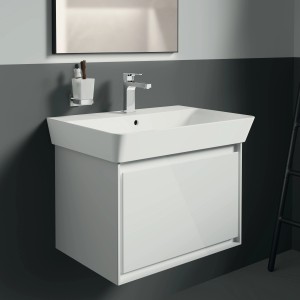 Ideal Standard IOM Cube Zahnputzbecher mit Halterung aus Chrom und satiniertem Glas.
