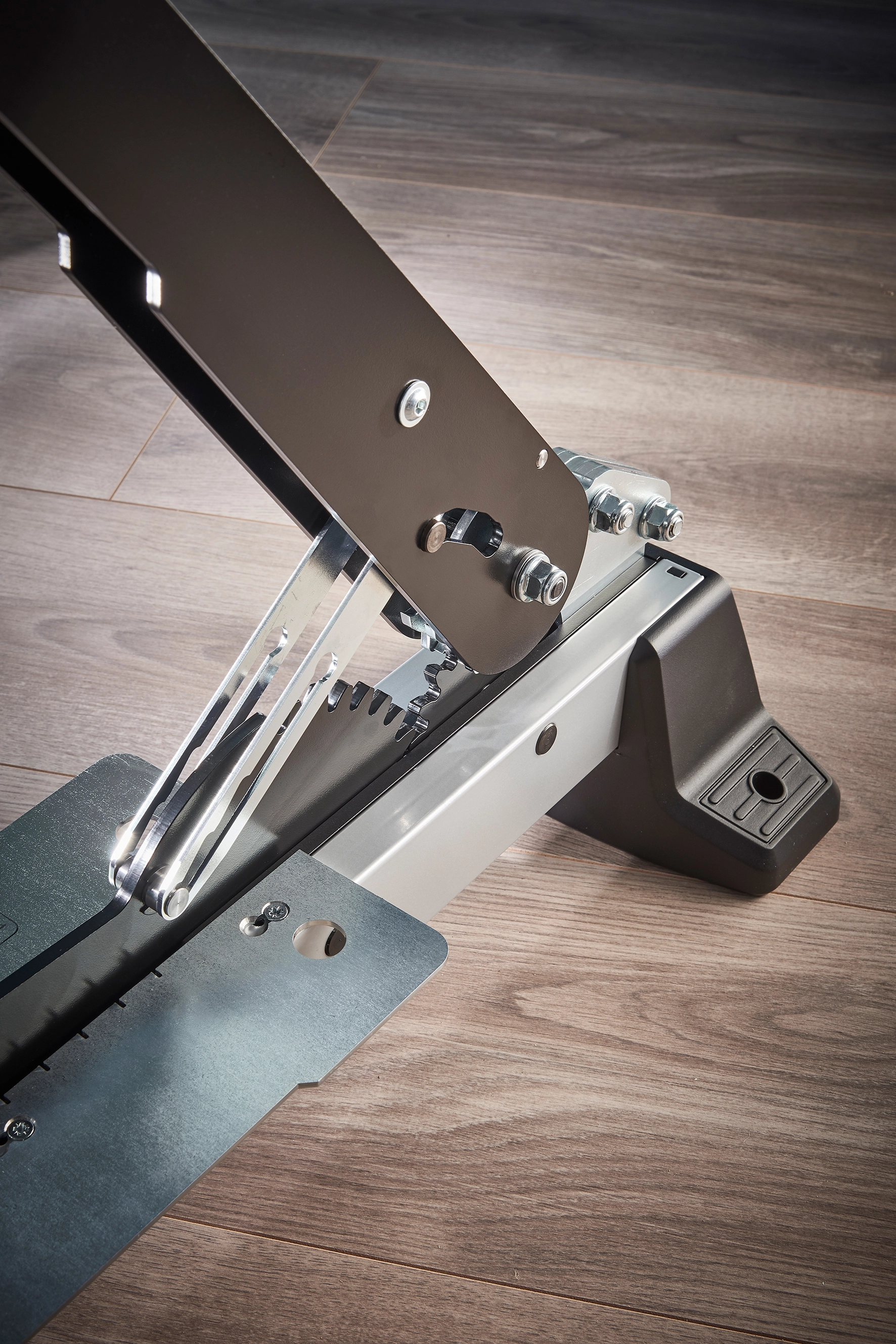 Wolfcraft Vinyl und Laminatschneider VLC 1000 kaufen bei OBI