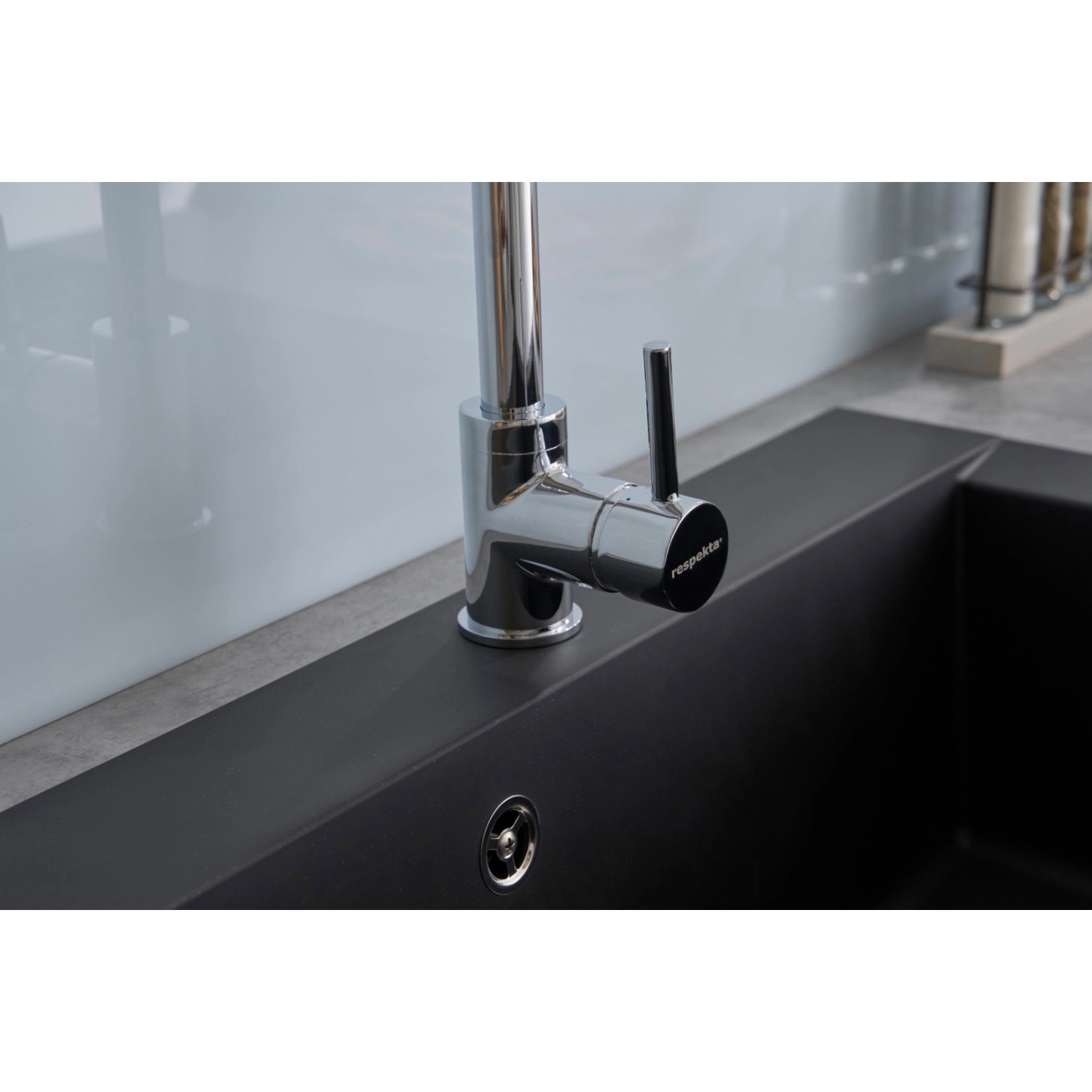 Respekta Einbauspüle Ohio, 66x50 cm, Schwarz, Mineralit, mit Armatur. Ideal für moderne Küchen.