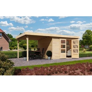 Unbehandeltes Karibu Holz-Gartenhaus Boras mit Anbau und geöffneten Doppeltüren.