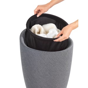 Wenko Badhocker Candy mit Wäschesack in Grau Leinenoptik, gefüllt mit Wäsche.