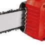Detailaufnahme: Rote Einhell Akku-Kettensäge GP-LC 36/35 Li-Solo mit Oregon Schwert und Kette.