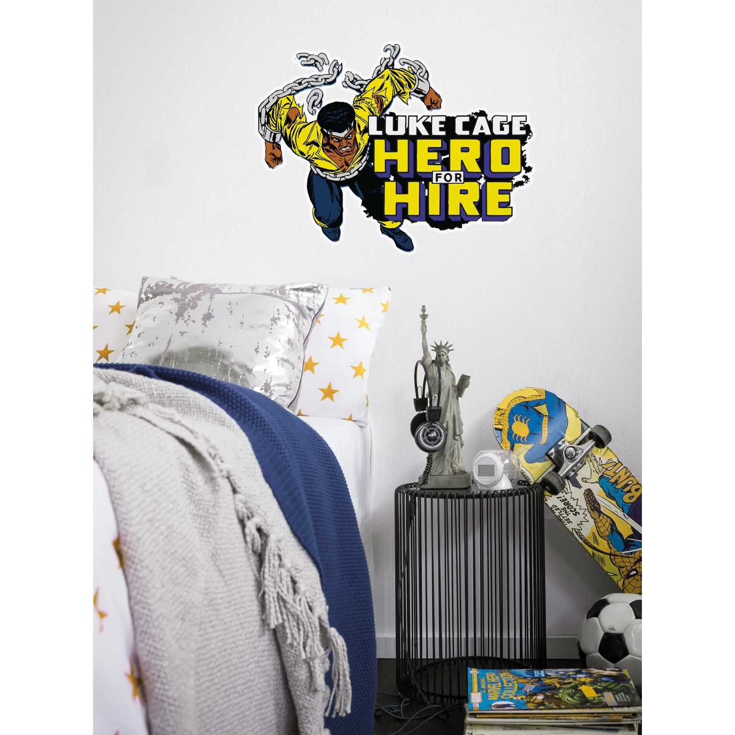 Komar Deko-Sticker Luke Cage Classic, Wandtattoo im Comic-Stil, 50x70 cm.