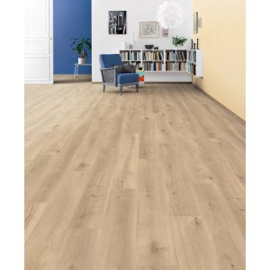 Living by Haro Laminat 7 mm Eiche Milton im Wohnraum verlegt.