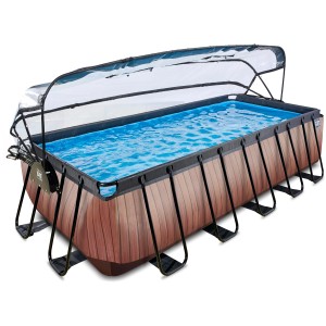 Rechteckiger EXIT Wood Pool 540x250x122cm in Braun mit Abdeckung und Sandfilterpumpe.