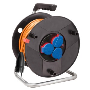 Brennenstuhl Kabeltrommel Garant 25m, schwarze Trommel mit orangefarbenem Kabel und Schutzkontakt-Steckdosen.