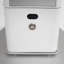Detailaufnahme: Weißer Vasner HeatTower Infrarot-Heizstrahler mit Display und Bedienknopf.
