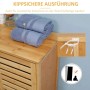 Bambus Badezimmerschrank mit Kippsicherung. Naturholz Badregal mit Anti-Kipp-System und blauen Handtüchern.