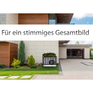 Graue MCW Verkleidung für Klimaanlage/Wärmepumpe (80x90x39cm) im Garten.