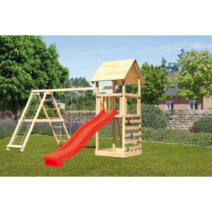 Karibu Spielturm Lotti mit Doppelschaukel, Kletterwand und roter Rutsche im Garten.