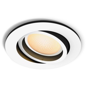 Weißer Philips Hue Milliskin Einbauspot mit warmweißem Licht für stimmungsvolle Beleuchtung.
