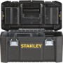 Offene, schwarze Stanley Werkzeugbox aus Kunststoff, 19 Zoll, mit Metallschließen und Organizer im Deckel.