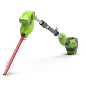 Greenworks Akku-Teleskop-Heckenschere G40PHAK2 Set mit Akku und Ladegerät.