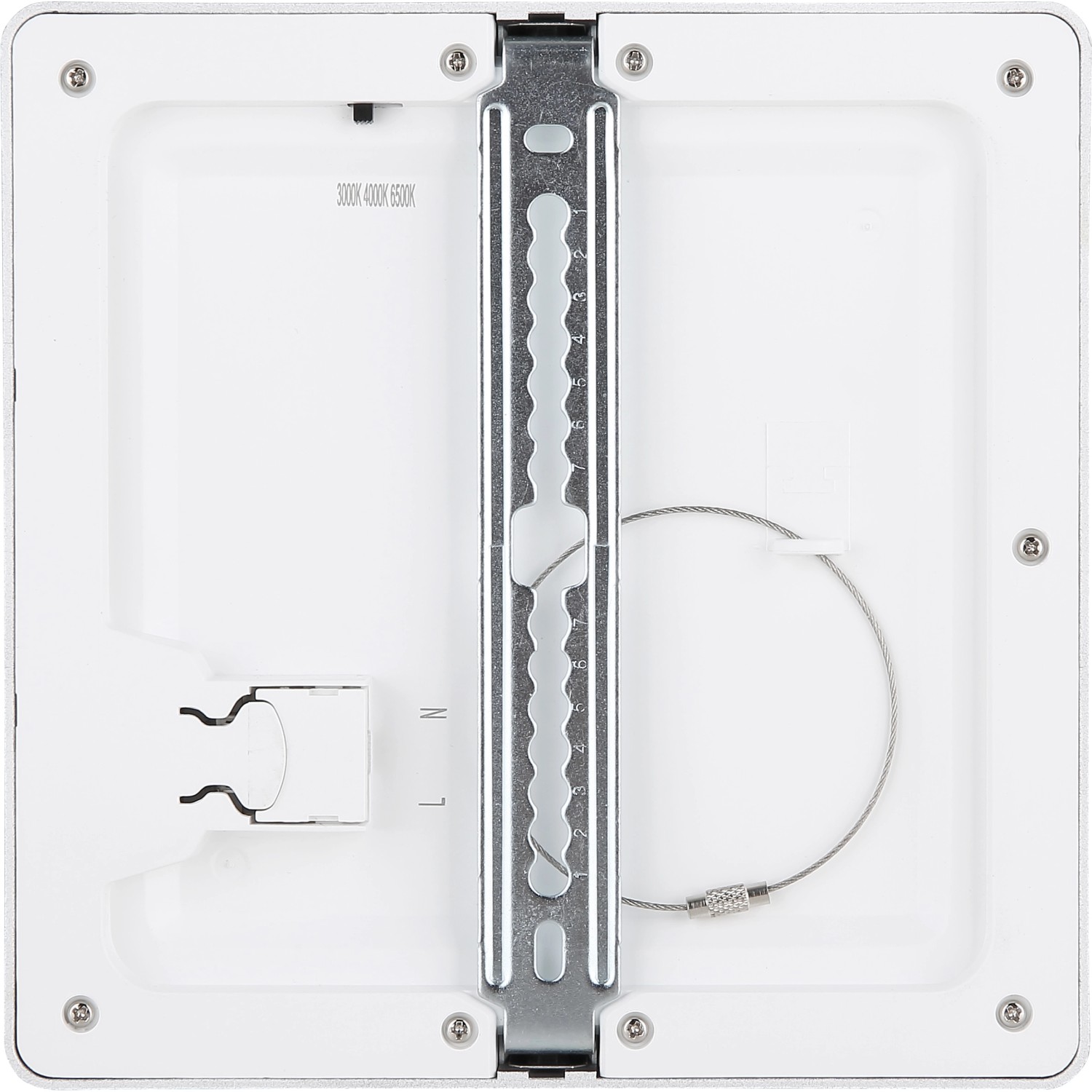 Detailansicht der schwarzen Globo LED-Deckenleuchte Lasse, 167x167x17 mm, mit Montagevorrichtung.