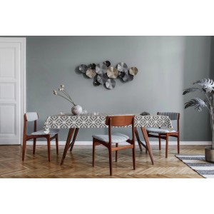 d-c-fix Tischdecke Karo Mondial, ø 140 cm, auf Esstisch mit Stühlen.