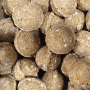 Orni Meisenknödel mit Insekten, Sonnenblumenkernen, Erdnüssen. Fettreiche Wildvogelfutter-Bälle ohne Netz.