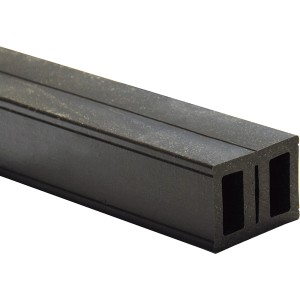 Schwarze Kovalex Universal Unterkonstruktion für Terrassendielen.