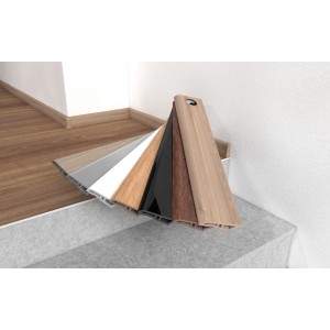 Muster verschiedener Sockelleisten, inkl. Boston Design Canadian Pine, 60x15x2500 mm.