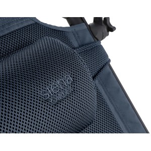 Detailansicht: Dunkelblaue Siena Garden Campingliege Premium mit AirMesh-Gewebe.