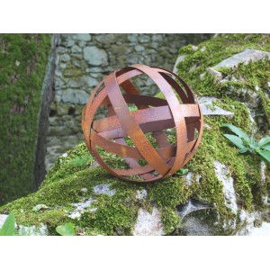 Ferrum Art Design Deko-Kugel, Edelrost, Ø 20cm, aus Metallstreifen für die Gartendekoration.