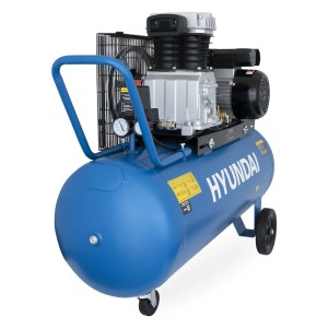 Blauer HYUNDAI Riemenkompressor BAC3100E mit 100 Liter Tank, Manometern und Transporträdern für Werkstatt.
