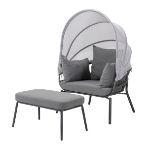 Anthrazitfarbener Leco Sessel Clara mit Fußhocker, Sonnendach und grauen Polstern.